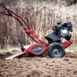 EARTHQUAKE Victory Rear Tine Tiller 209cc 4-Cycle Viper Engine Model 39381 Red/Black - Image 3